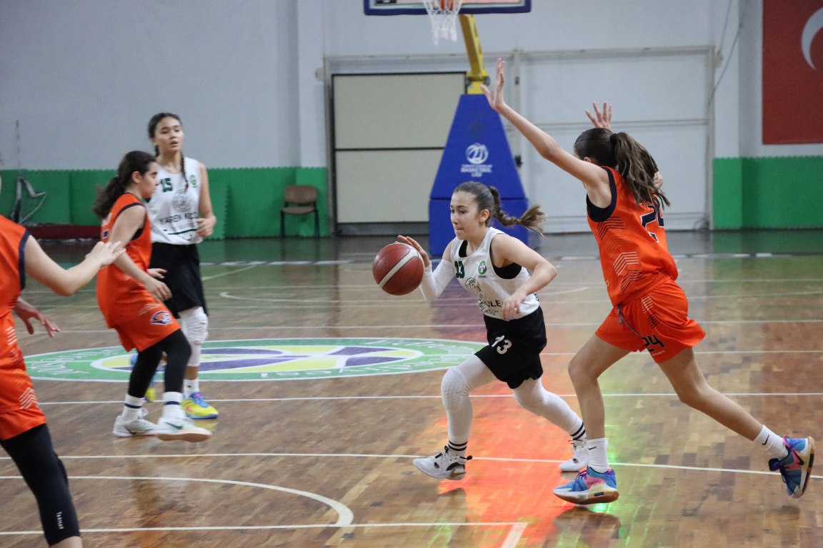 Geleceğin yıldızları Güre’de mücadele etti (22)