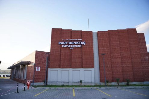 06-4-495x330 Ayvalık Rauf Denktaş Kültür Merkezi 27 Şubat'ta Açılıyor