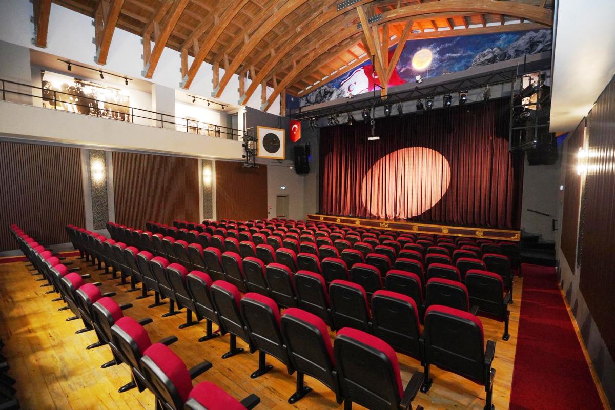 07-3 Ayvalık Rauf Denktaş Kültür Merkezi Açılıyor: Dev Yatırım!