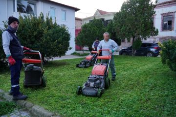 07-360x240 Ayvalık Belediyesi Bahar Hazırlıklarını Hızlandırdı