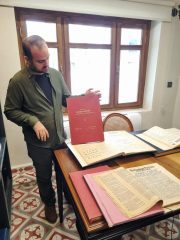 07-4-180x240 Burhaniye Kent Arşivi'ne Ayvalık Alan Başkanlığı Ziyareti