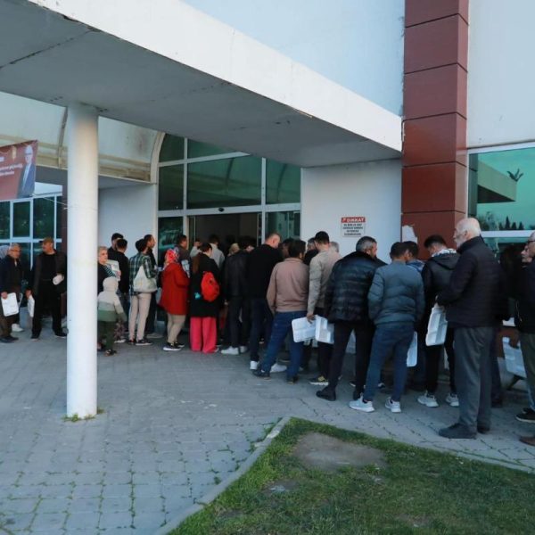 12-5-600x600 Burhaniye Ramazan Hazırlıklarını Tamamladı