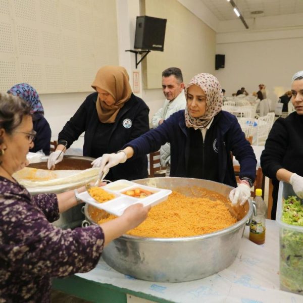 15-5-600x600 Burhaniye Ramazan Hazırlıklarını Tamamladı