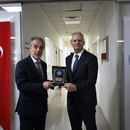 1771480007_EIB_0442-450x450 Ege İhracatçısına Kalite Kalkanı Yatırımı