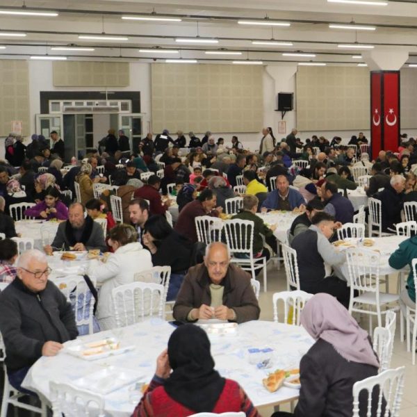 3-5-600x600 Burhaniye Ramazan Hazırlıklarını Tamamladı