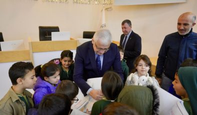 Ali Kemal Deveciler Öğrencilerle Buluştu