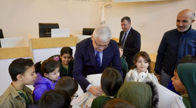 Ali Kemal Deveciler Öğrencilerle Buluştu