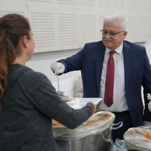 6-5-600x600 Burhaniye Ramazan Hazırlıklarını Tamamladı