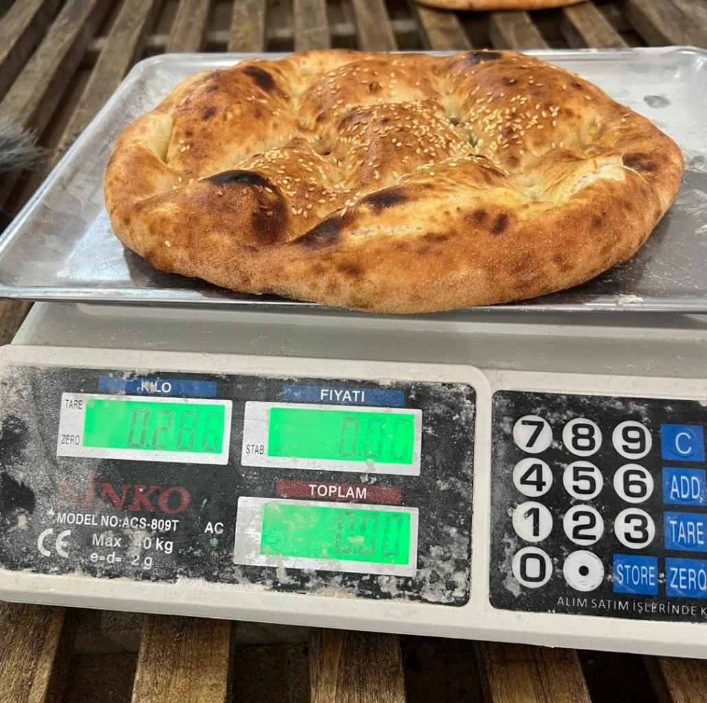 7-7 Burhaniye'de Fırınlara Sıkı Denetim: Ramazan Pidesi Takibi!