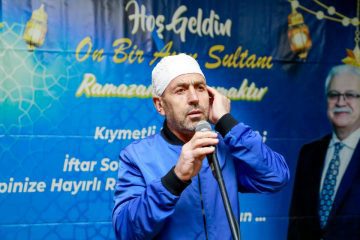 8-8-360x240 Burhaniye’de Ramazan Bereketi: Dev Sosyal Destek Hamlesi