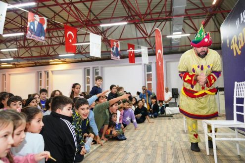 ALTINOVADA-RAMAZAN-COSKUSU-10-495x330 Altınova'da Ramazan Coşkusu: Ayvalık'ta Eğlence Dolu Gece