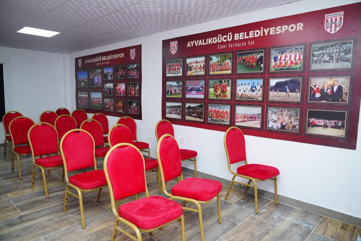Ayvalıkgücü Belediyespor (2)