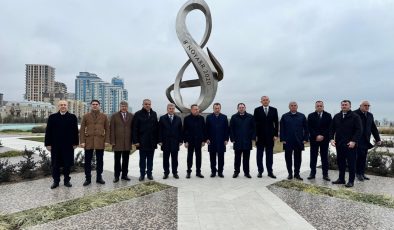 Mustafa Canbey Azerbaycan’da Kritik Temaslarda Bulundu