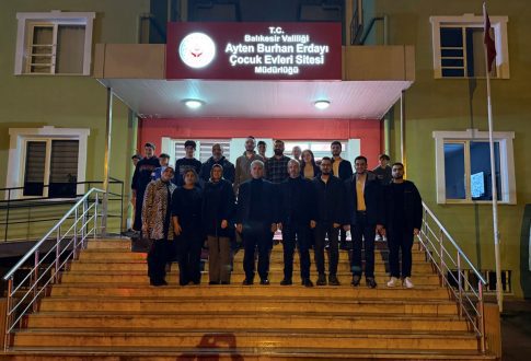 Cocuklarla-Sahur-9-485x330 Milletvekili Mustafa Canbey Balıkesir Sevgi Evleri’nde Çocuklarla Sahurda Buluştu