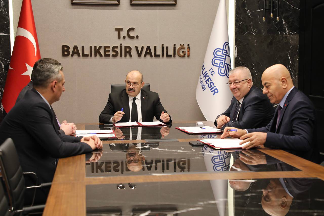 Edremit’e üç yeni Aile Sağlığı Merkezi kazandırılıyor (5)