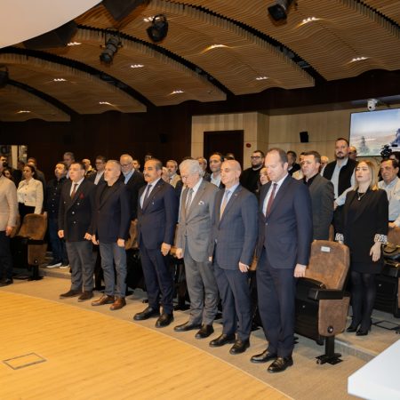 Ihracata-Odul-Toreni-17-450x450 Ege Yaş Meyve Sebze İhracatında Yıldızlar Ödüllendirildi