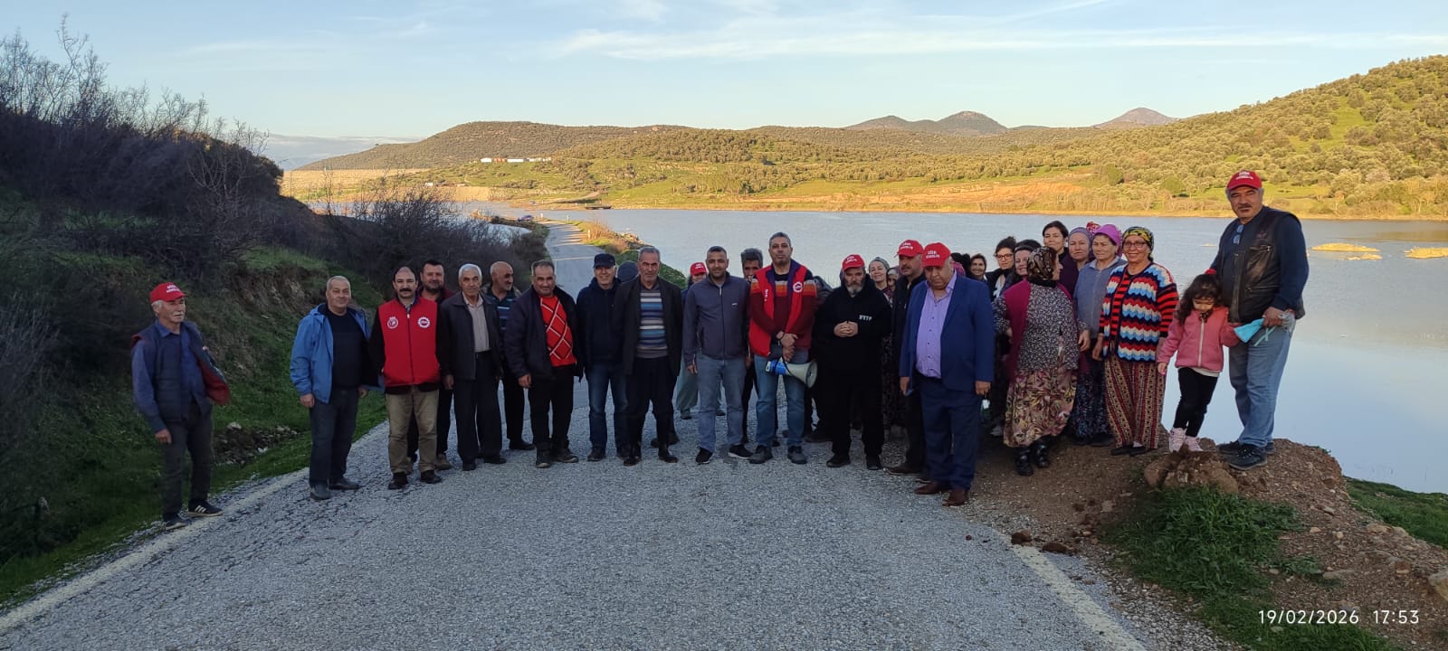 Tahtacı Mahallesi’nde Yol Krizi