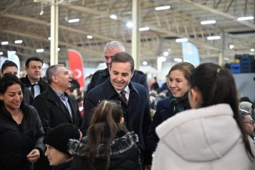 ahmet_akin_susurluklu_hemsehrileriyle_ayni_sofrada_bulustu_3-360x240 Ahmet Akın Susurluk'ta Hemşehrileriyle İftar Sofrasında