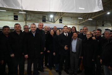 ahmet_akin_susurluklu_hemsehrileriyle_ayni_sofrada_bulustu_5-360x240 Ahmet Akın Susurluk'ta Hemşehrileriyle İftar Sofrasında