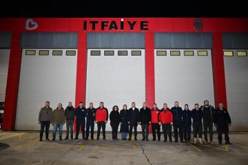 ahmet_akin_susurluklu_hemsehrileriyle_ayni_sofrada_bulustu_8-360x240 Ahmet Akın Susurluk'ta Hemşehrileriyle İftar Sofrasında