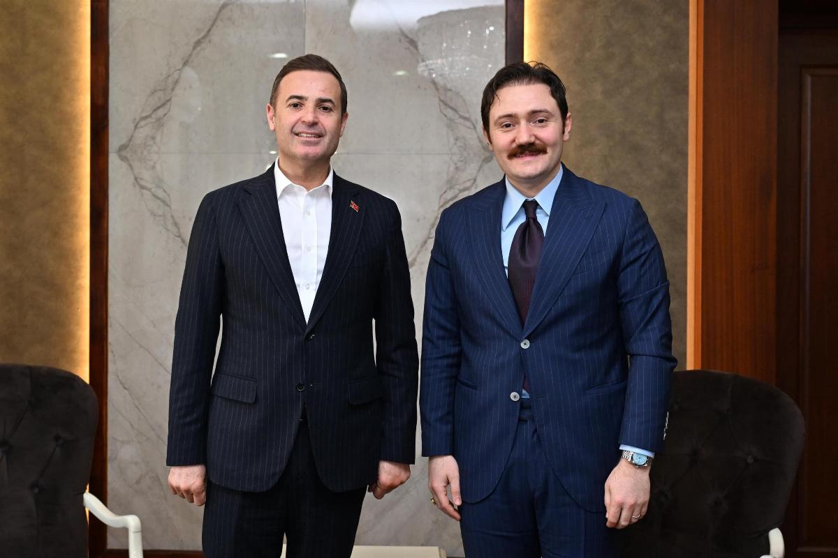 akin_bigadiclilerle_iftar_sofrasinda_bulustu_10 Ahmet Akın Bigadiç’te İftar Sofrasında