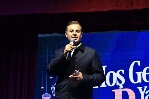 akin_bigadiclilerle_iftar_sofrasinda_bulustu_5-496x330 Ahmet Akın Bigadiç’te İftar Sofrasında