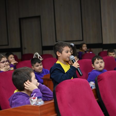 akin_ogrencileri_8.jpeg-450x450 Ahmet Akın öğrencileri belediyede ağırladı