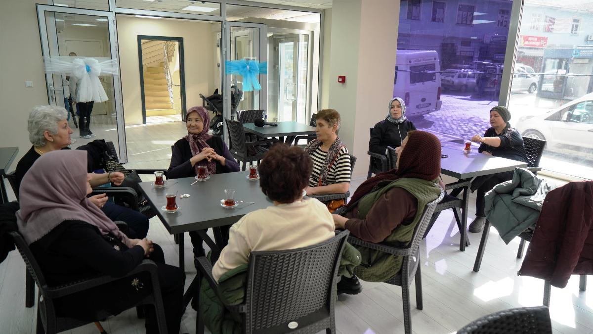 balikesir_buyuksehir_belediyesi_kadin_odakli_hizmetleriyle_one_cikiyor_6 Balıkesir Manyas Kadın Yaşam Merkezi: Ahmet Akın'dan Kadın Odaklı Dev Hizmet