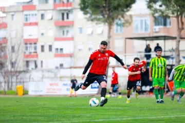 burhaniye_belediyespor-10-360x240 Burhaniye Belediyespor Şampiyonluğa Koşuyor