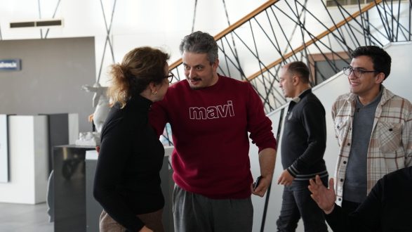 buyuksehir_kent_konseyi_is_birligiyle_ozel_gereksinimli_bireylere_e-kpss_hazirlik_egitimi_donemini_-587x330 Balıkesir’de e-KPSS Hazırlık Eğitimi Başladı