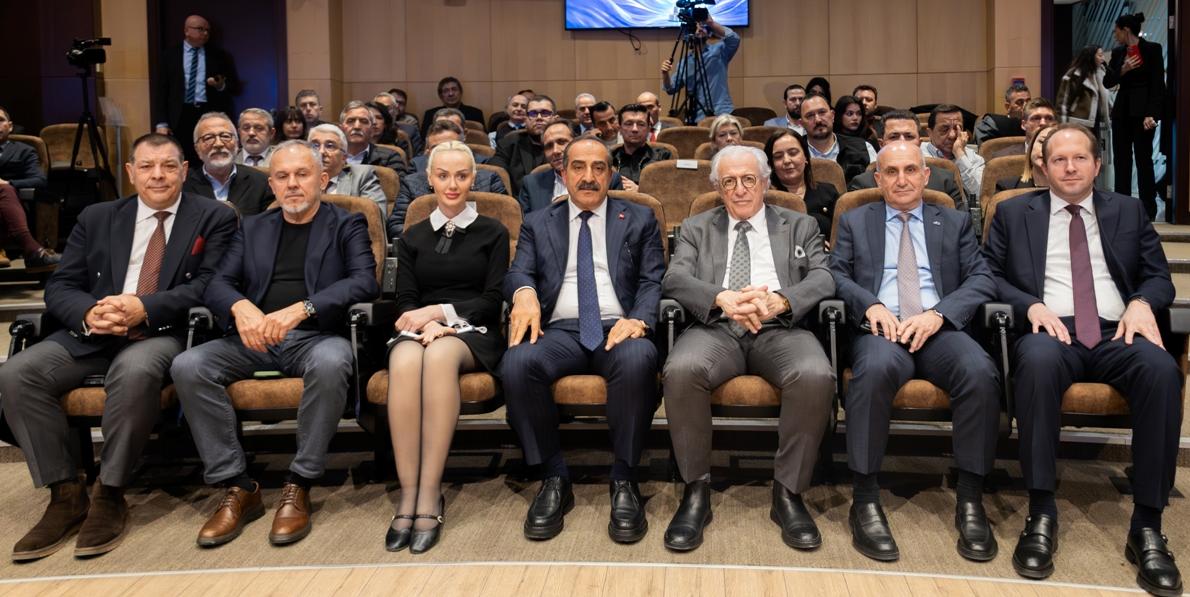 Ege Yaş Meyve Sebze İhracatında Yıldızlar Ödüllendirildi