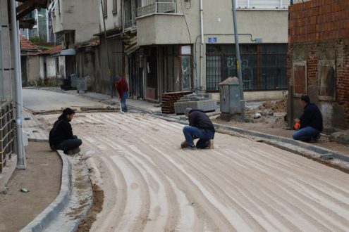 photo_2026-02-20_16-08-08-495x330 Edremit’te Yol Atağı: Ertaş Sahada İncelemede