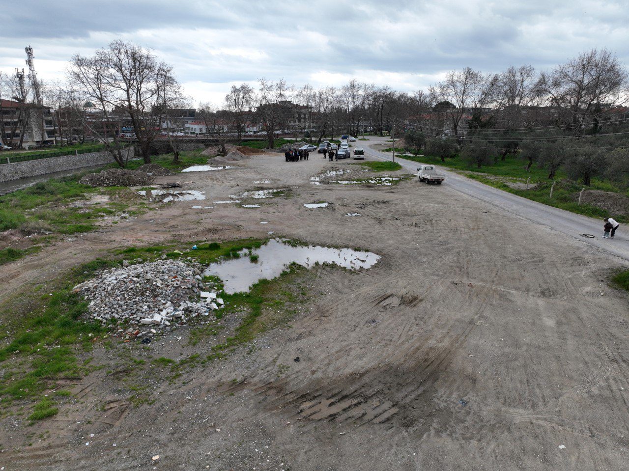 Altınoluk Kapalı Pazaryeri ve Otopark Projesi Başlıyor