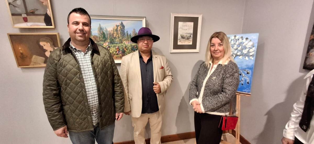 02-3 Mor Sanat’tan Ayvalık’ta “Yansıma” Sergisi