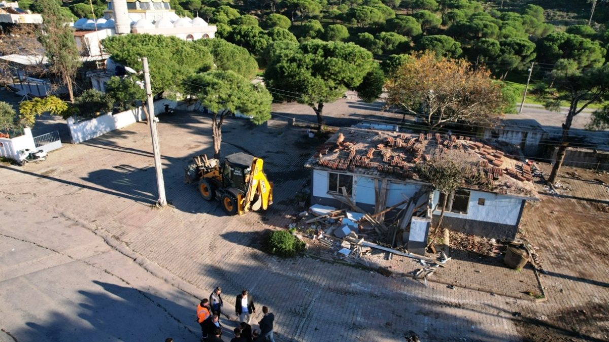 07 Ayvalık Yeni Mahalle’ye Sosyal Yaşam Merkezi Müjdesi