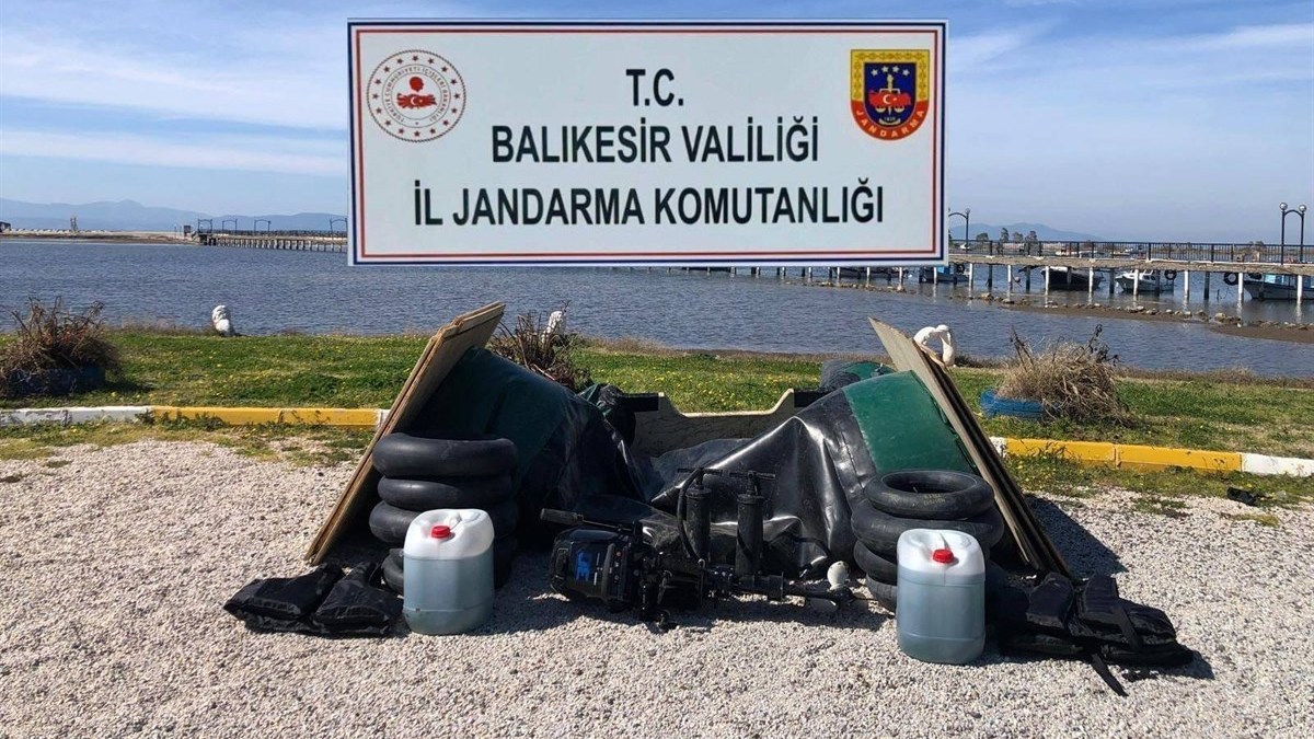 Ayvalık’ta Havadan Darbe! İHA Destekli Operasyonda 38 Göçmen Yakalandı