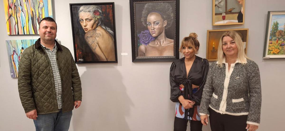 11-2 Mor Sanat’tan Ayvalık’ta “Yansıma” Sergisi