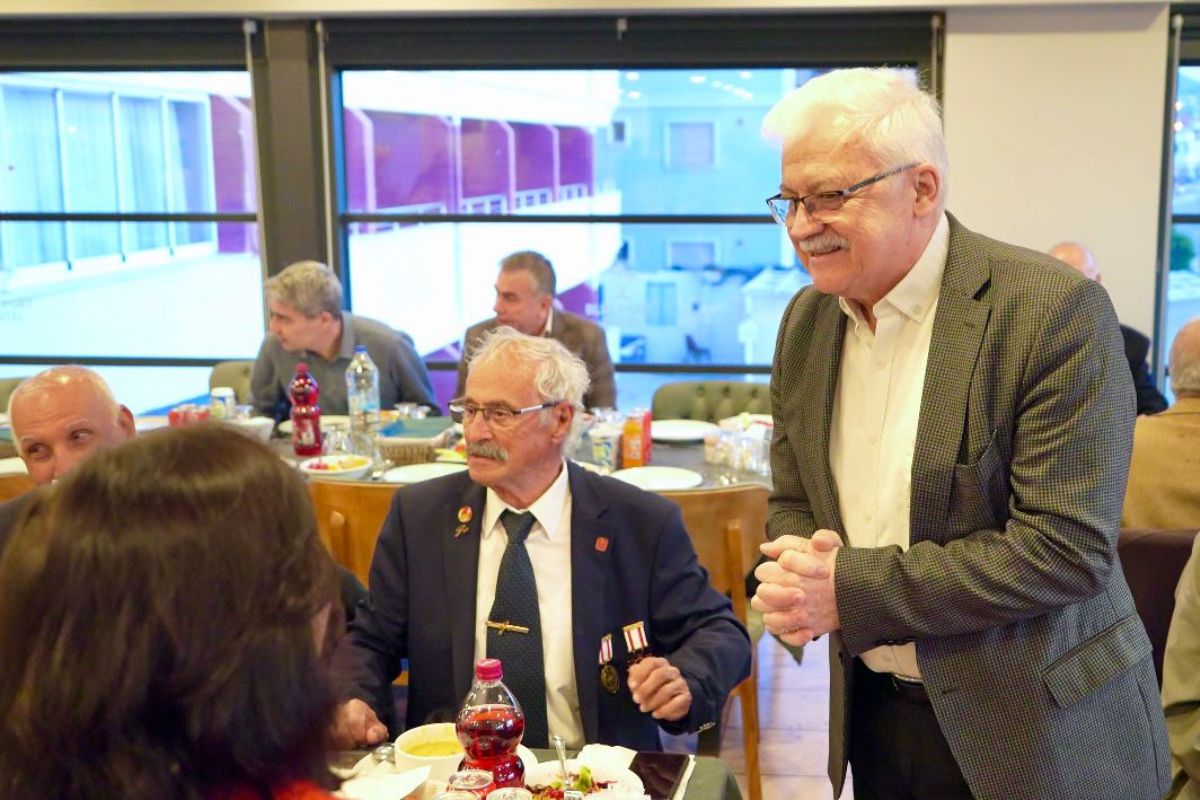 Burhaniye’de Şehit Aileleri ve Gazilere İftar