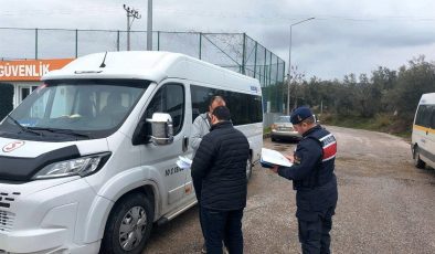 Balıkesir’de Okul Çevrelerinde Sıkı Denetim: Jandarma Çocuklar İçin Sahada