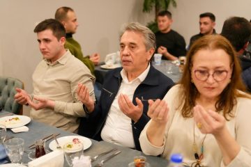 7-1-360x240 Burhaniye’de Şehit Aileleri ve Gazilere İftar