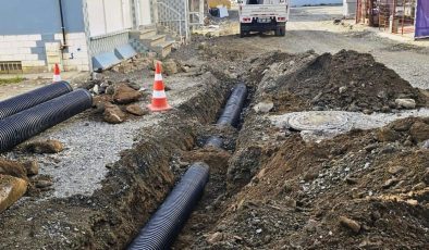 Burhaniye Belediyesi Fen İşleri Sahada: Yol ve Altyapı Hamlesi