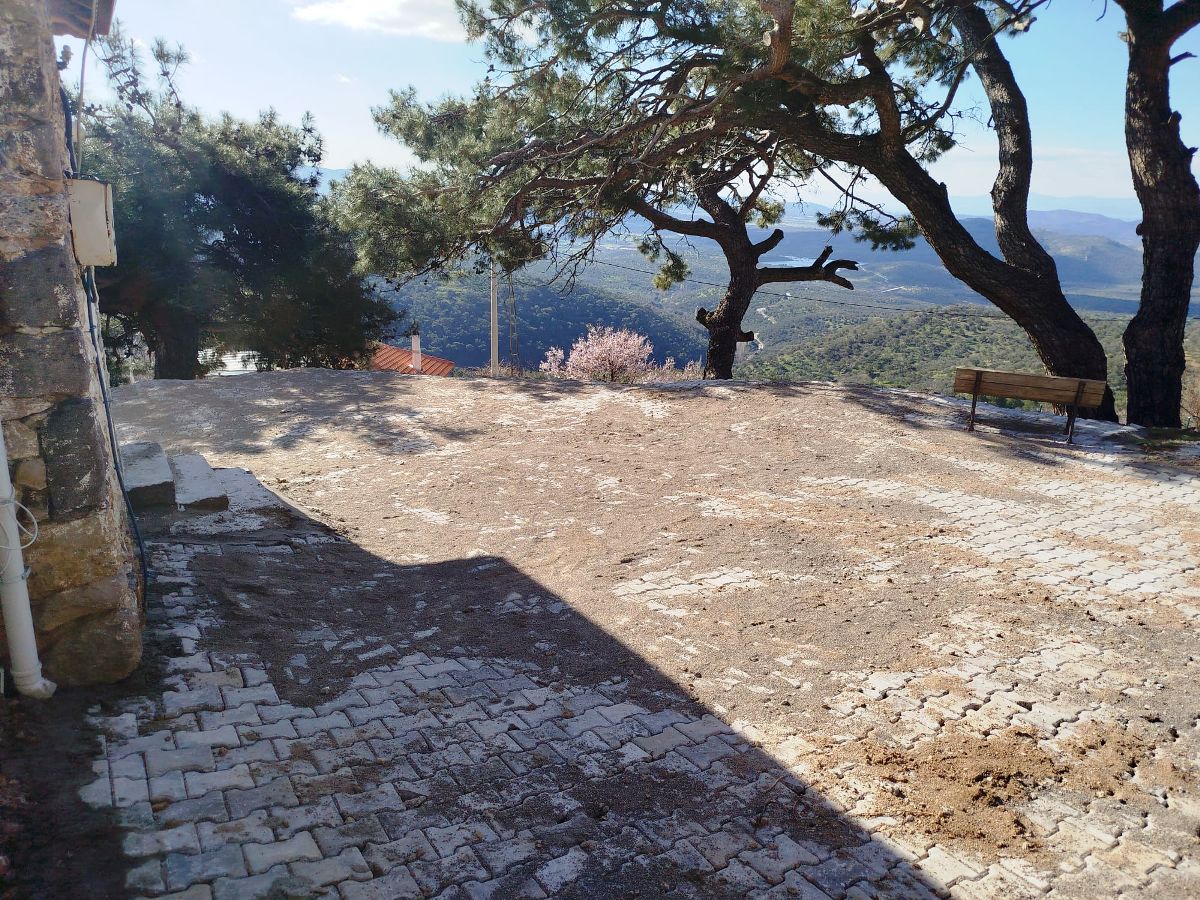 Burhaniye-Belediyesi-Fen-Isleri-12 Burhaniye Belediyesi Fen İşleri Sahada: Yol ve Altyapı Hamlesi