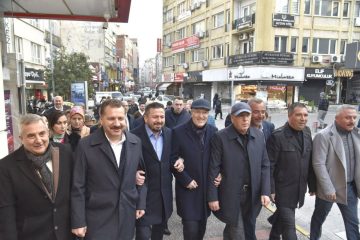 IMG-20260314-WA0262-360x240 Balıkesir’de Tarihi An! 10 Bin Kişi Aynı Sofrada Toplandı, Ortaya Çıkan Görüntü Herkesi Duygulandırdı