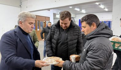 Mustafa Canbey’den Sahurda Hal Esnafına Ziyaret