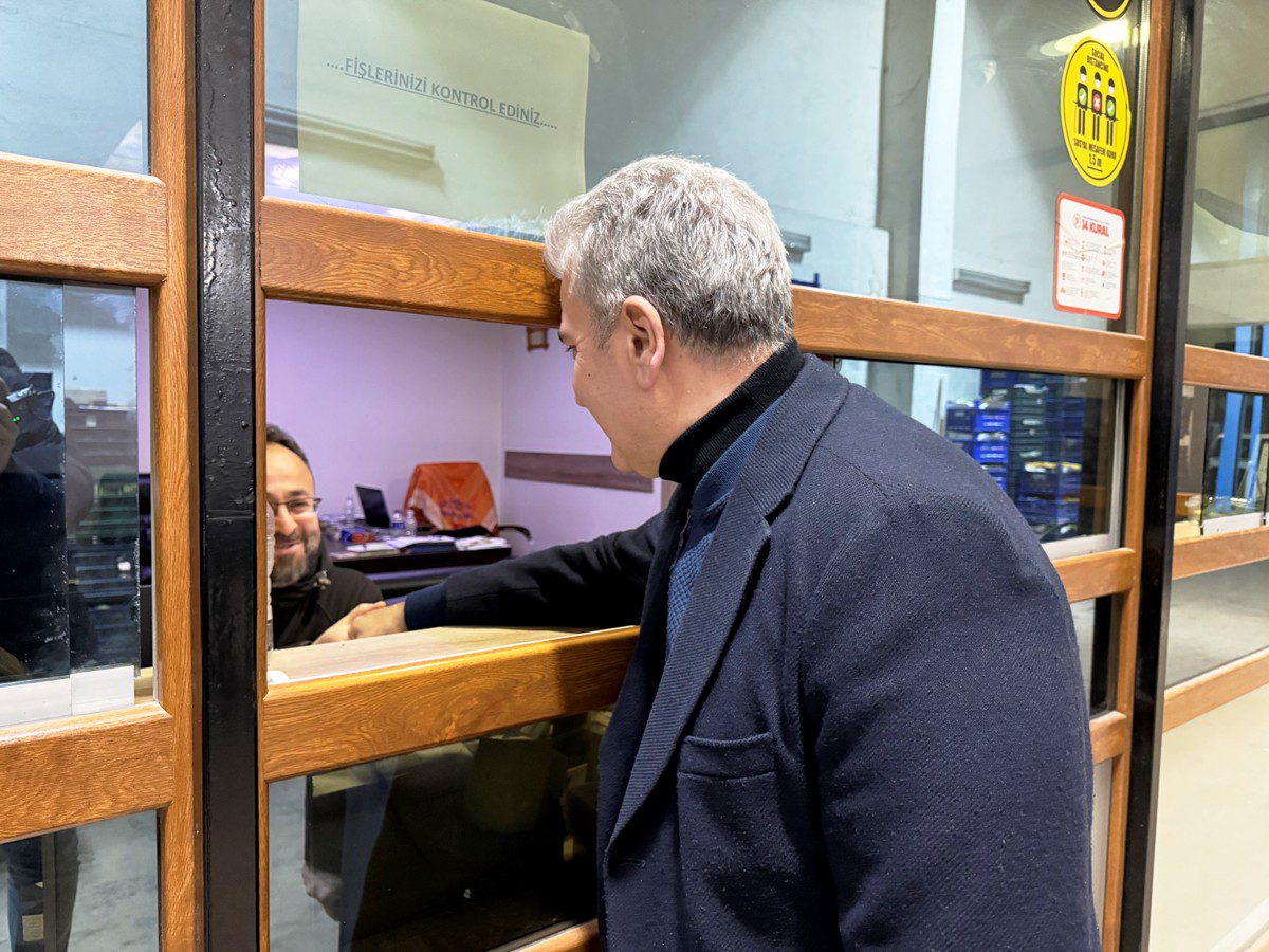 IMG_2869 Mustafa Canbey’den Sahurda Hal Esnafına Ziyaret