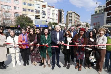 KADIN-GOZUYLE-EMEK-10-360x240 Burhaniye'de "Kadın Gözüyle Emek" Sergisi Kapılarını Açtı