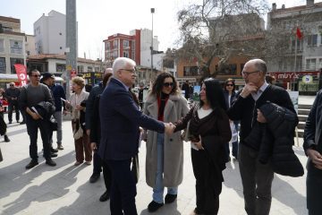 KADIN-GOZUYLE-EMEK-3-360x240 Burhaniye'de "Kadın Gözüyle Emek" Sergisi Kapılarını Açtı