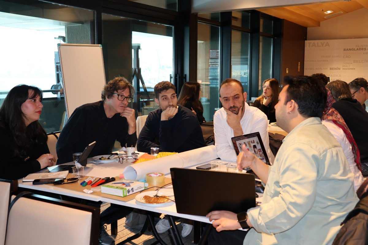 ThinkPack-Calistayi-3 ThinkPack Ambalaj Tasarım Çalıştayı Akademi ve Sektörü Buluşturdu