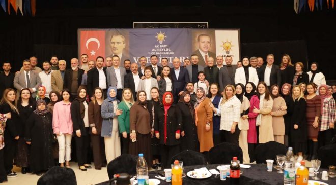 AK Parti Altıeylül Vefa İftarı’nda Birlik Beraberlik Vurgusu