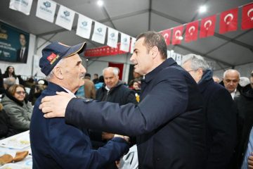 akin_ramazanin_bereketini_ilce_ilce_paylasmaya_devam_ediyor_2-360x240 Ahmet Akın Bandırma’da Binlerce Kişiyle İftar Sofrasında Buluştu